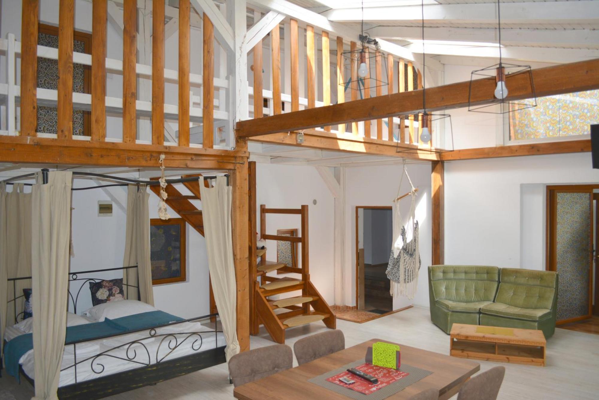 Colina Restaurant & Events Hotell Bistriţa Eksteriør bilde